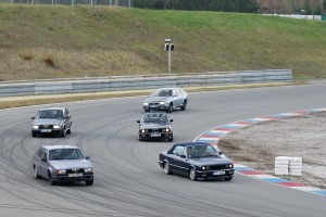 Alfa vs. BMW... kde jsou ty časy....