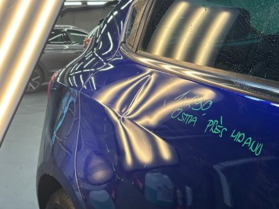 Důlky kam se podíváš :D